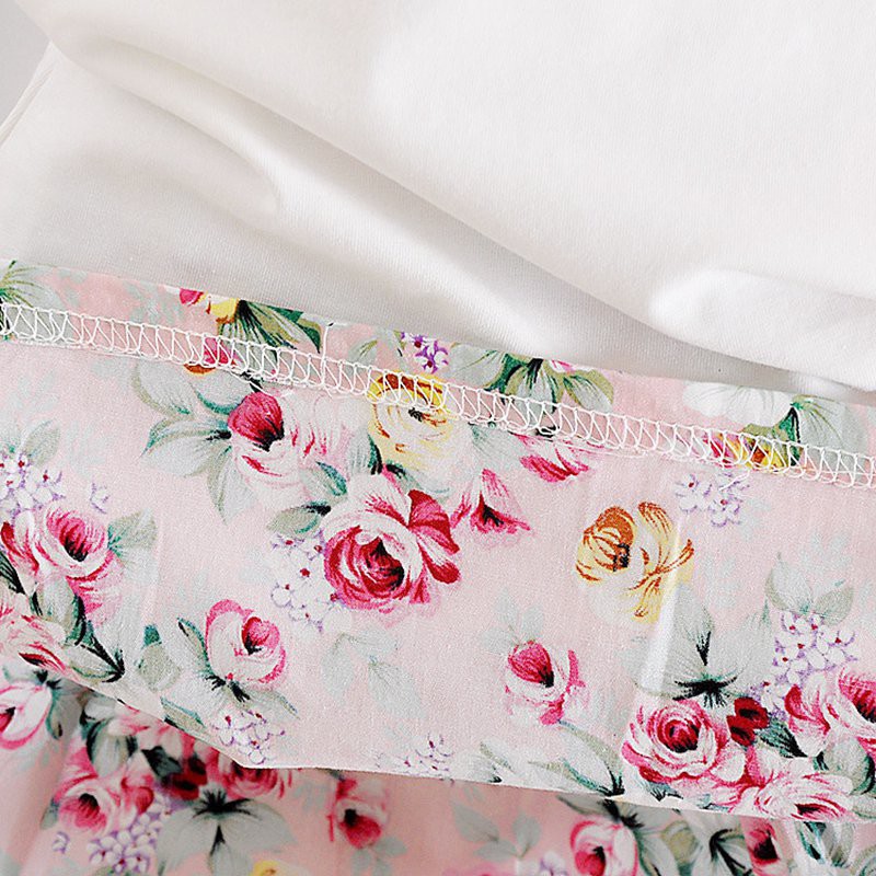 Áo kiểu và váy hoa dễ thương cho bé