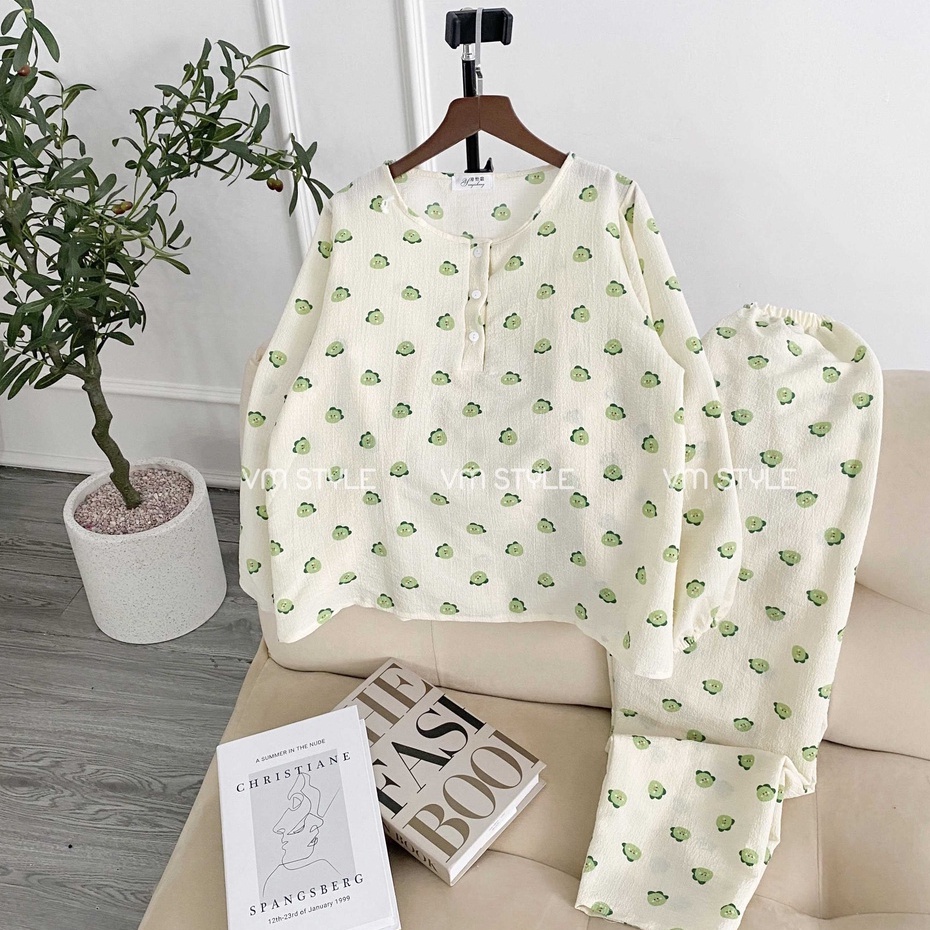 Đồ bộ ngủ nữ tay dài xốp cổ tròn cài nút mặc nhà họa tiết hàn quốc dáng rộng dài Fmstyle Saigon21DB10EP2201-21DB11EP2501 | BigBuy360 - bigbuy360.vn