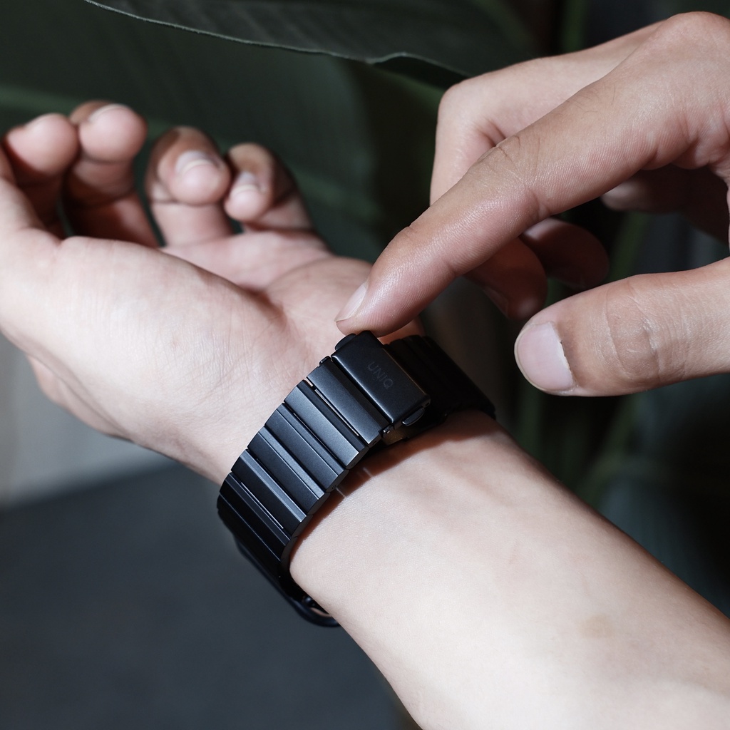 Dây Đeo UNIQ Strova iWatch Steel Link Band 38/40mm 44/42MM cho Iwatch