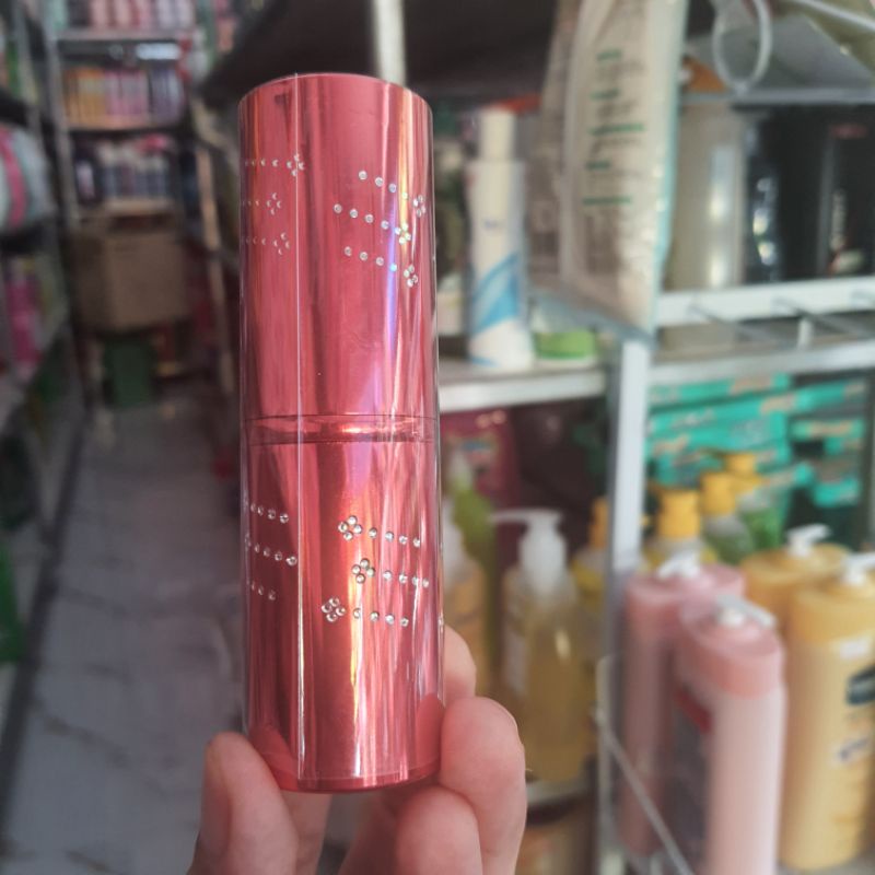 Cọ Trang Điểm Có Nắp(màu ngẫu nhiên)