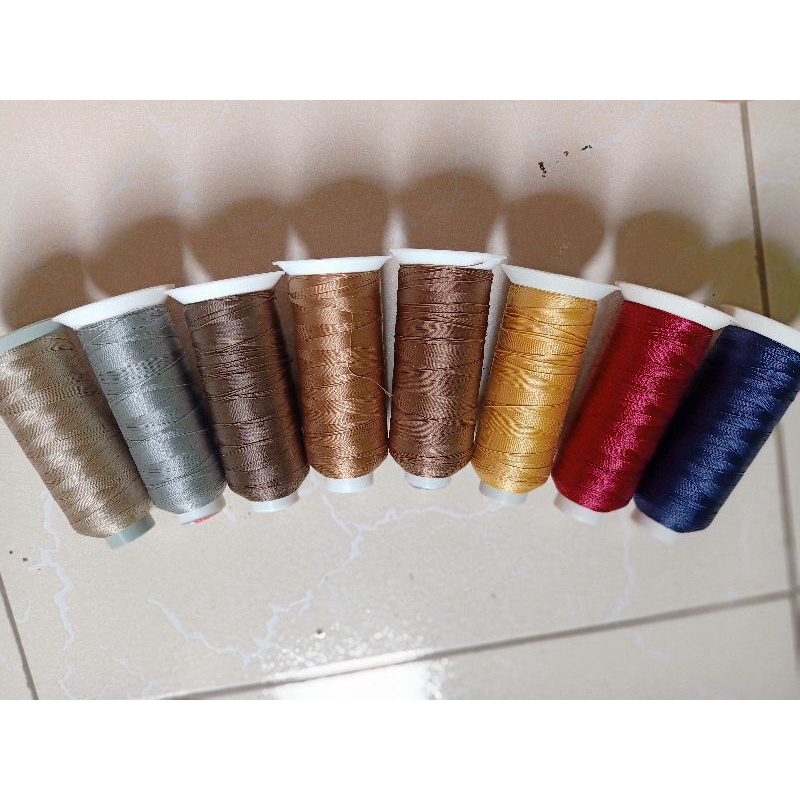 Chỉ dù 210D/4 (size khoảng 0.02mm - 0.03mm)