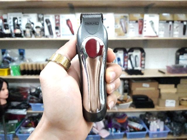 Bộ Tông Đơ Dây Chuyên Nghiệp Barber Wahl Deluxe Groom Pro 220v (Bh 1 năm)