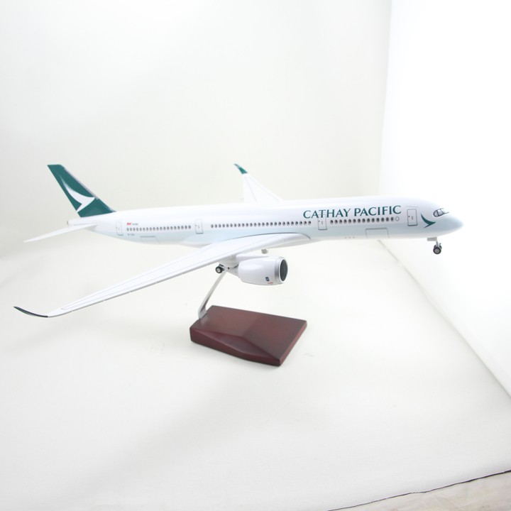 Mô hình máy bay lắp ráp có đèn led Cathay Pacific Airbus A350 47cm Everfly