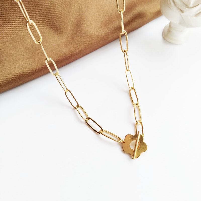 Dây chuyền hình hoa dễ thương đơn giản cho nữ giới