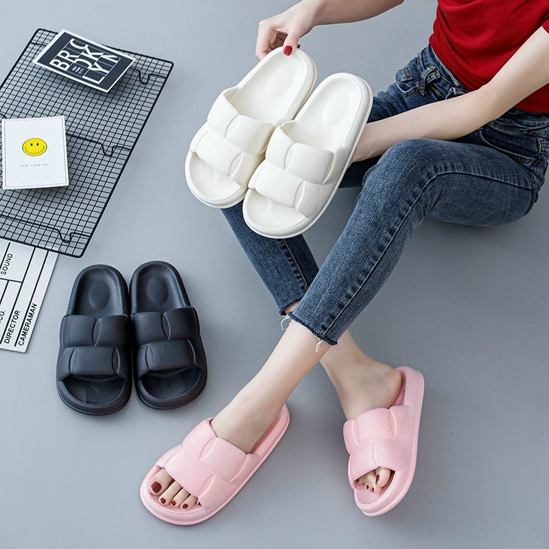 Dép Bánh Mì Sandal Đế Dày Chống Trượt Dép Thời Trang Nữ
