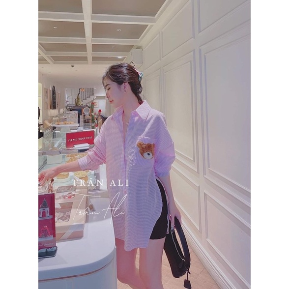 Áo sơ mi kẻ túi gấu form rộng