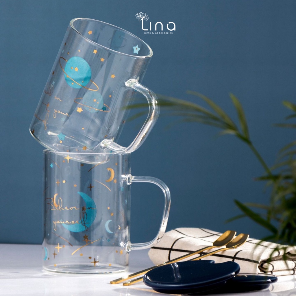 Ly thuỷ tinh chịu nhiệt kèm nắp & muỗng  480 ml - hoạ tiết ngôi sao phù hợp làm quà Giáng Sinh
