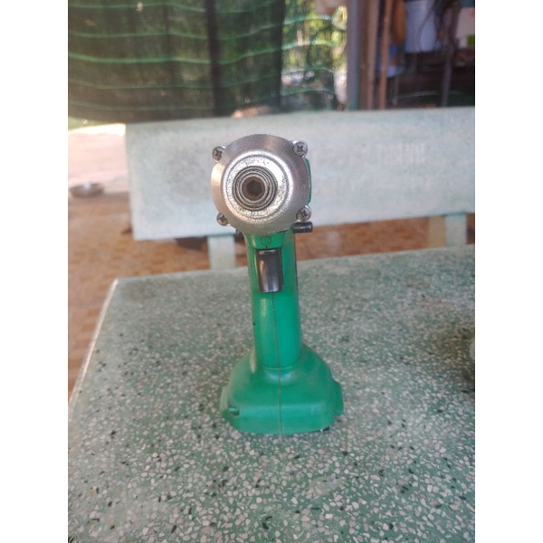 Máy bắt vít makita m 682d