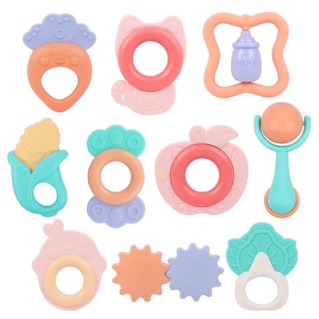 Bộ đồ chơi - Xúc xắc gặm nướu 10 món Baby Rattle có hộp đựng