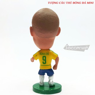 Tượng cầu thủ bóng đá Ronaldo De Lima ( Brazil )