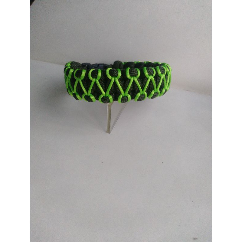 handmade vòng tay sinh tồn paracord