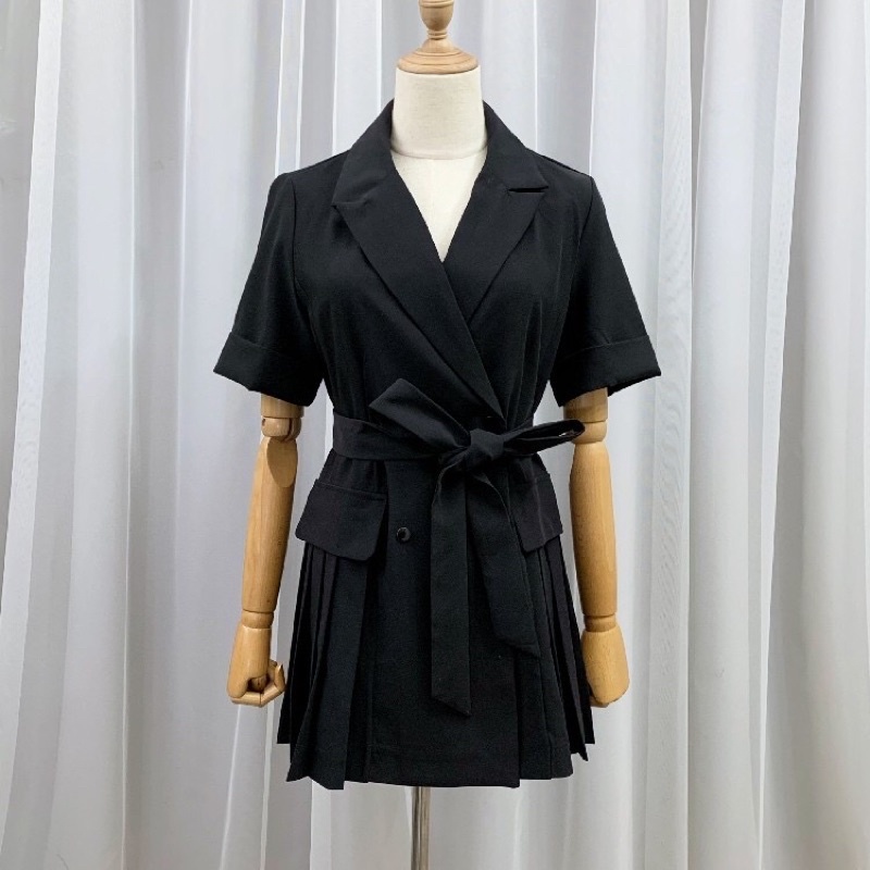 Đầm cổ vest phối xếp ly Vero Moda