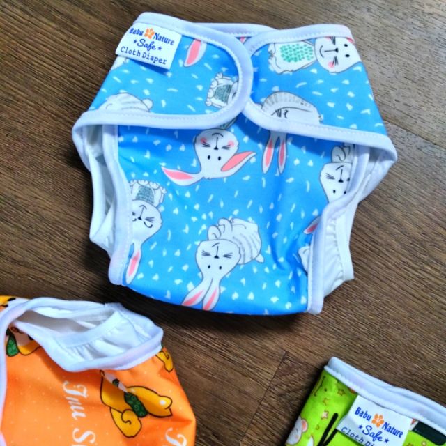 Combo 4 bộ tã bỉm vải  và 5 lót  size M.L