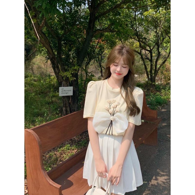 Áo Thun Tay Ngắn Thiết Kế Mới 2022 Họa Tiết Hoa Thời Trang Dành Cho Nữ