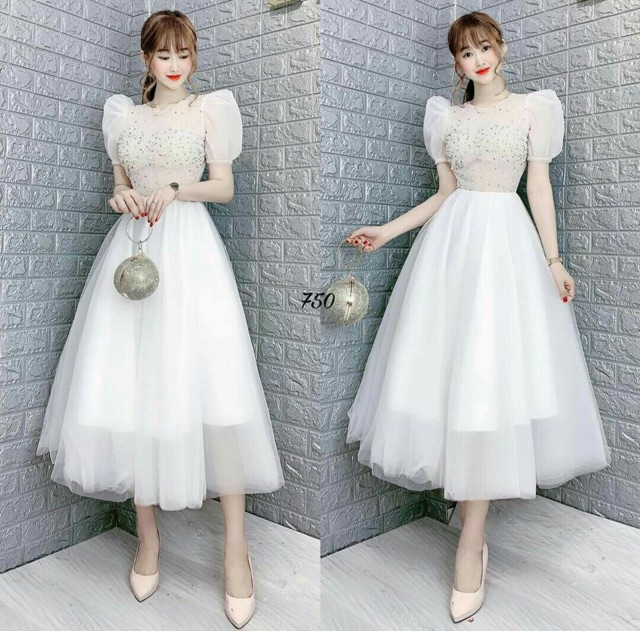 Đầm xoè kết ngọc