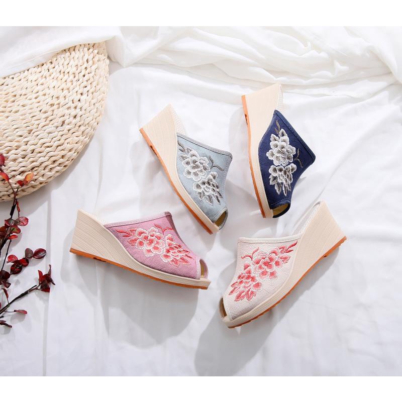 Giày Vải Jacquard Cotton Hở Mũi Thêu Họa Tiết Dân Tộc Bắc Kinh Cổ Điển Phong Cách Mới 2020 SliA7