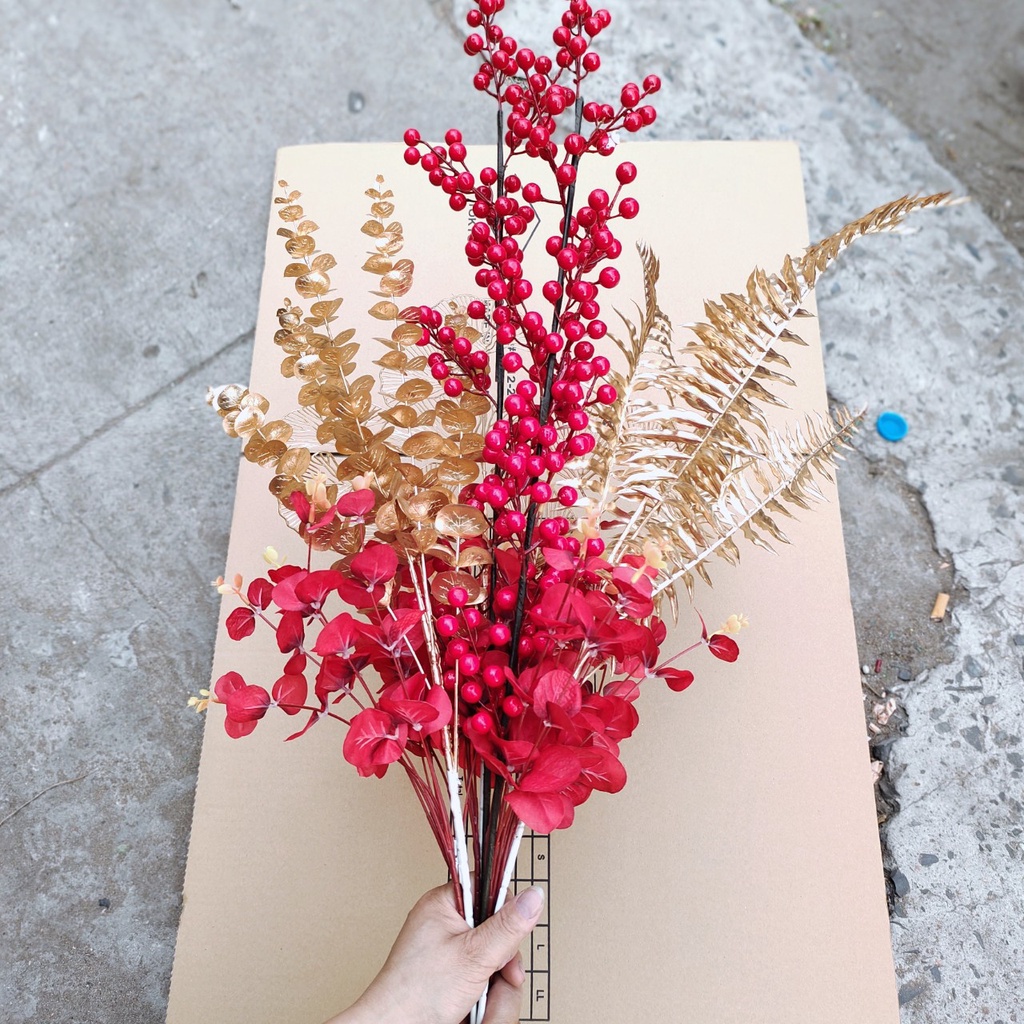 Set đào đông đỏ mix cành lá vàng trang trí tết Phú Quý