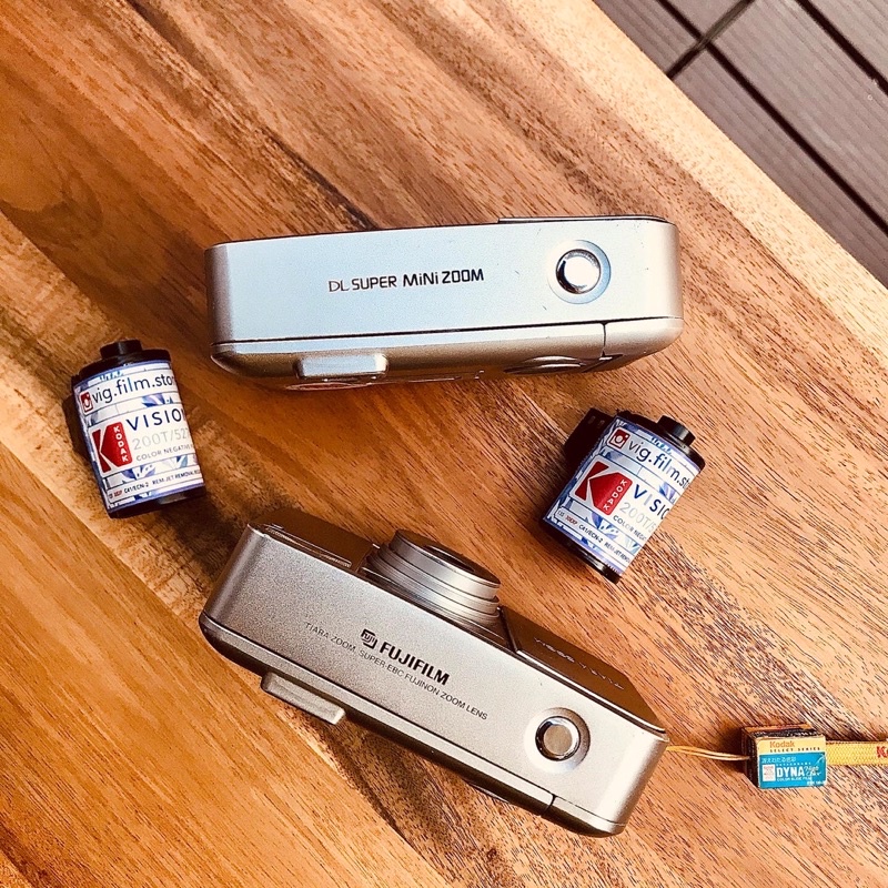 Máy ảnh film pns Fujifilm Tiara zoom