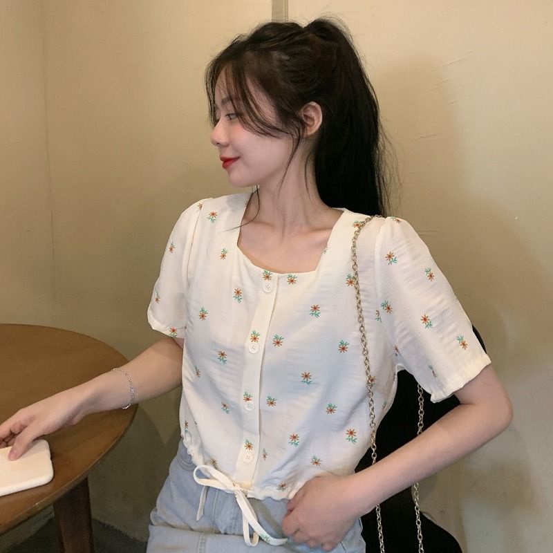 Áo Kiểu Cổ Vuông Tay Ngắn Phối Dây Rút Họa Tiết Hoa Xinh Xắn Thời Trang Cho Nữ