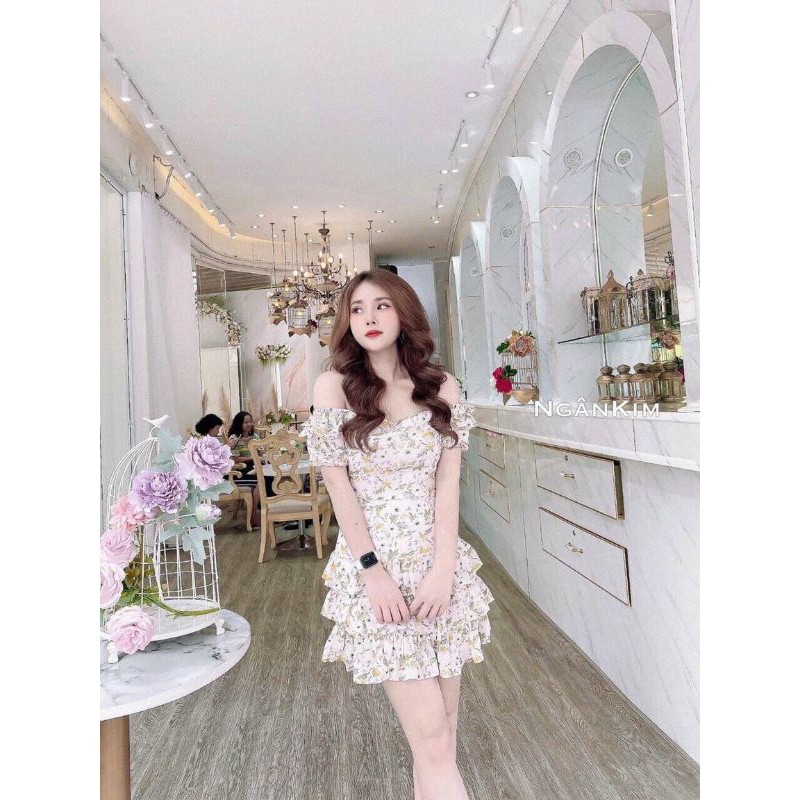 Đầm xòe ba tầng trễ vai họa tiết hoa nhí dễ thương