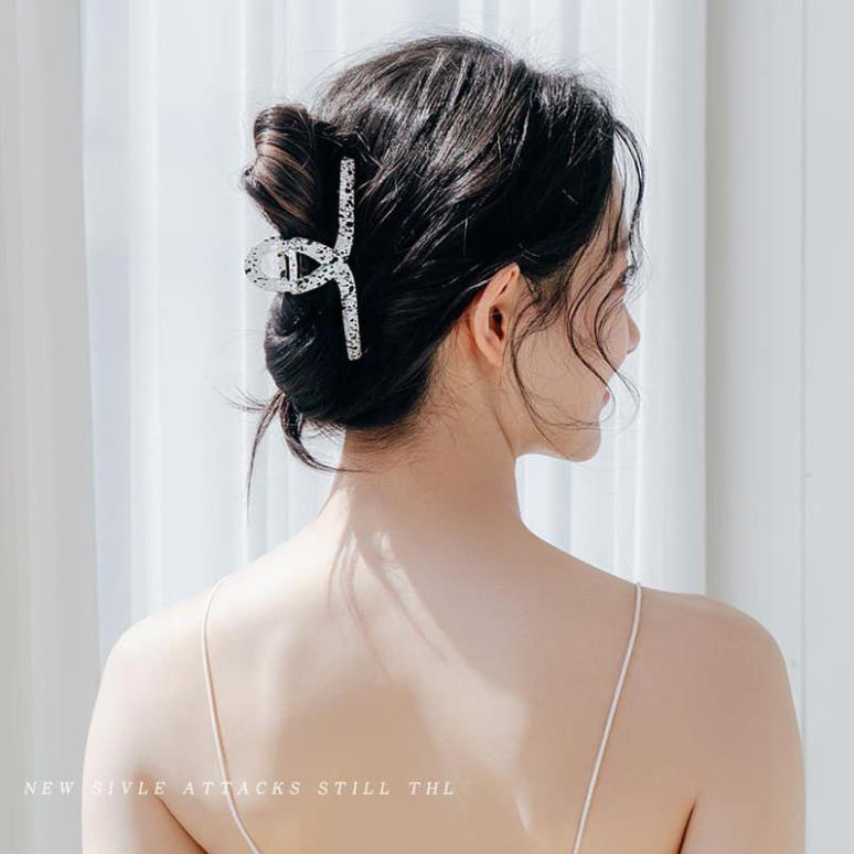 Kẹp tóc càng cua cỡ lớn hoạ tiết bò sữa cho nữ thời trang Hàn Quốc sang chảnh, June Accessories