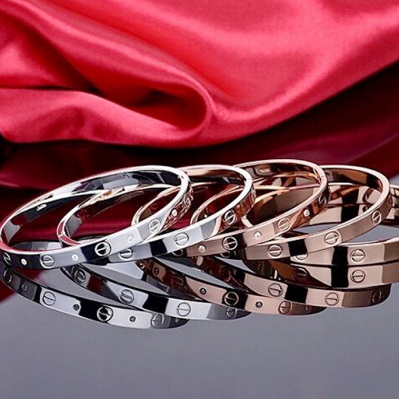 Simple Design Metal Bracelets For Men