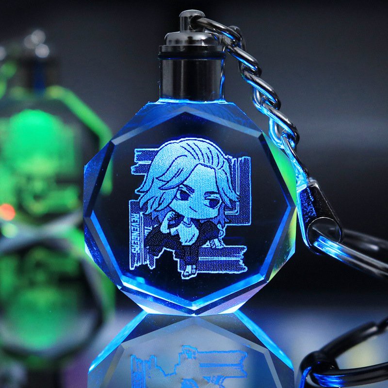 Móc khóa Phát Sáng TOKYO REVENGERS Kịch Trường Của Takemichi LED anime chibi thủy tinh pha lê