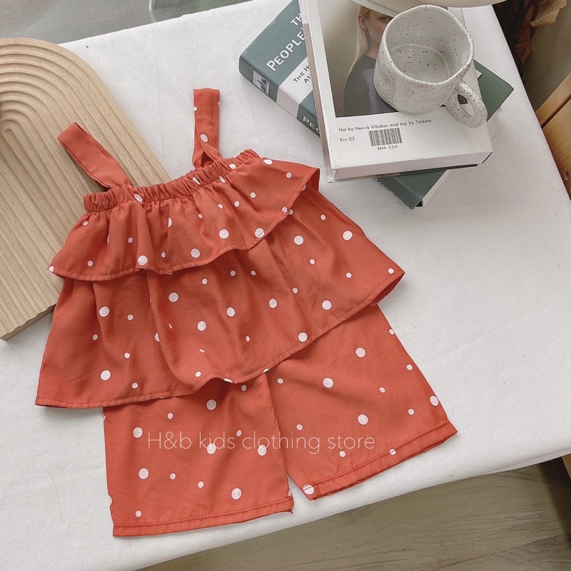 Bộ Bé Gái Thiết Kế 2 Tầng Quần Sớ Lửng Chất Đũi mềm mát-M0023