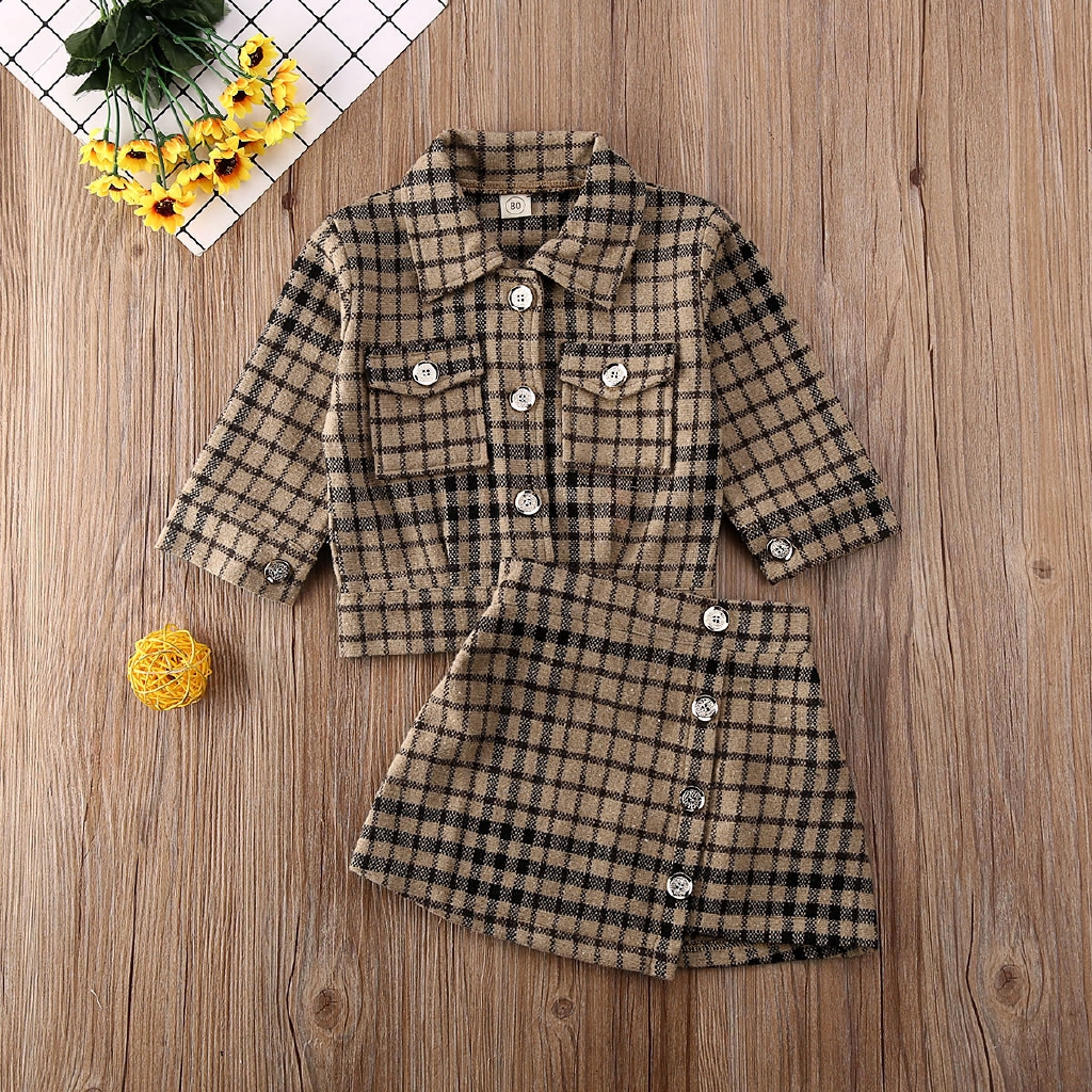 Set áo khoác và chân váy xòe dễ thương cho bé gái