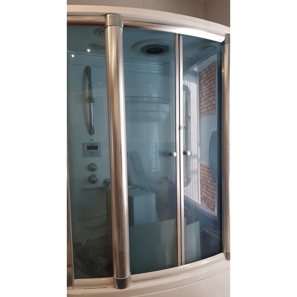 Bồn tắm xông hơi Govern cũ giá rẻ