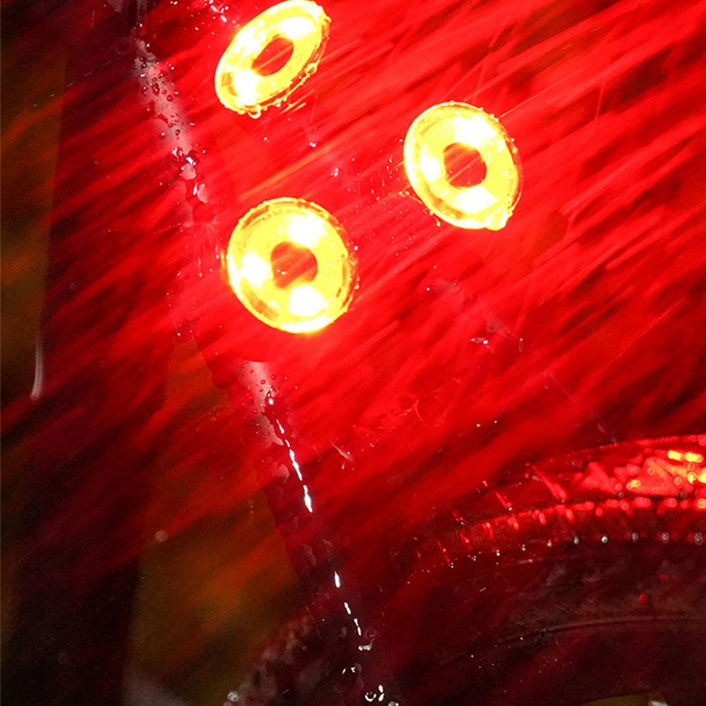 Đèn pha LED bằng hợp kim nhôm chống thấm nước tiện dụng cho xe đạp leo núi