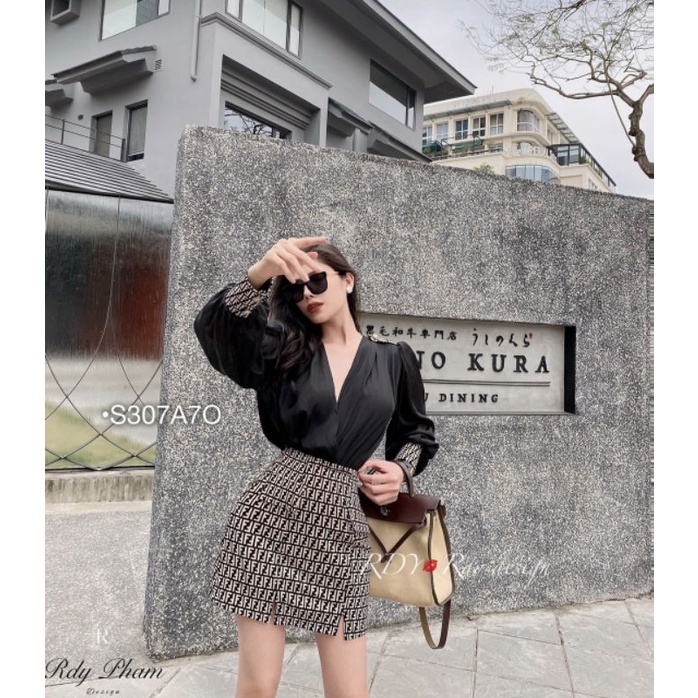 Set Bộ Váy Cao Cấp Nữ Công Sở Đi Tiệc ,Set Áo Sơ Mi Lụa Đắp Chéo Cầu Vai Chân Váy Họa Tiết Xẻ Gấu Dáng Chữ A