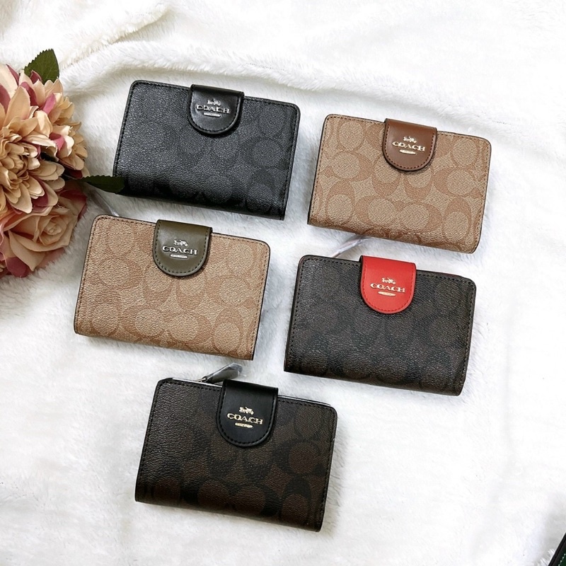 Ví khoá bấm nhiều ngăn