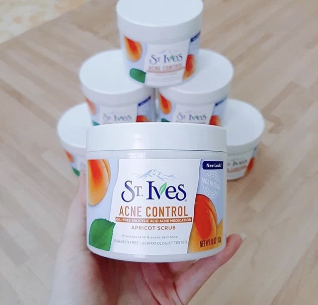 Tẩy Tế Bào Chết Body ST.Ives Acne Control Apricot Scrub (283g)