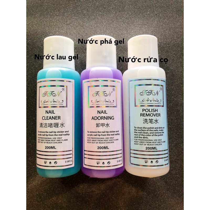 nước lau gel 200ml