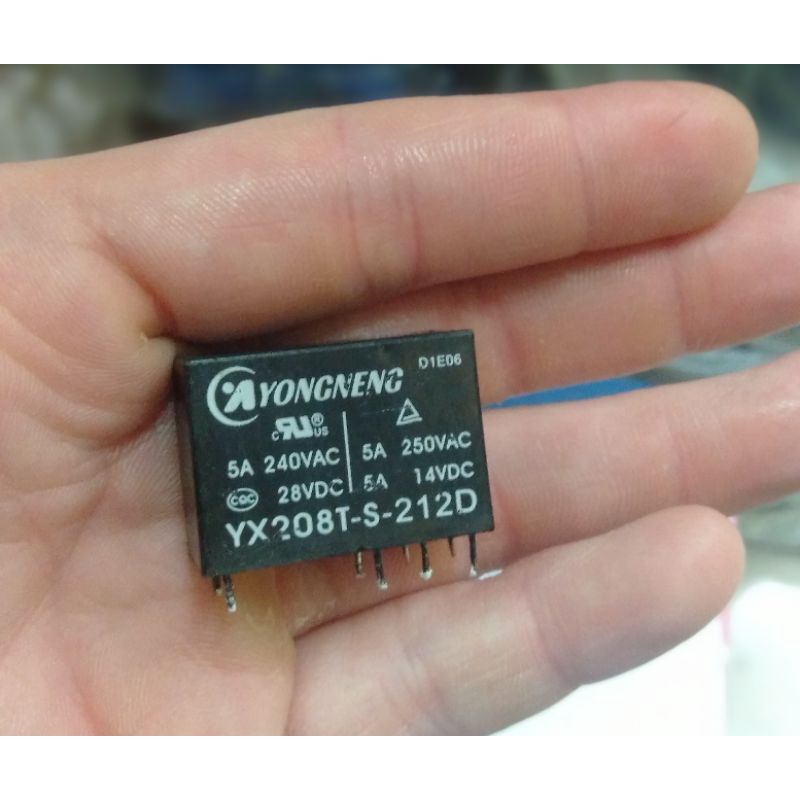 Relay / Rơle / Rờ le / YongNeng / YX208T-S-212D / 12VDC / 8 Chân / 5A