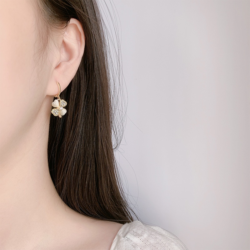 Bông Tai Mạ Bạc 925 Hình Cỏ Bốn Lá Phong Cách Hàn Quốc Cổ Điển Thời Trang Mùa Hè Hàng Mới Dành Cho Bạn Nữ