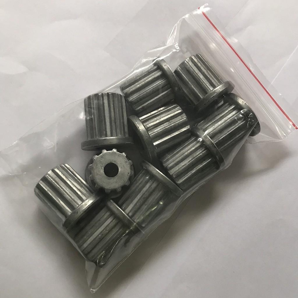 Ốc đóng mâm máy giặt LG 12 khía - đường kính lỗ 1,3cm