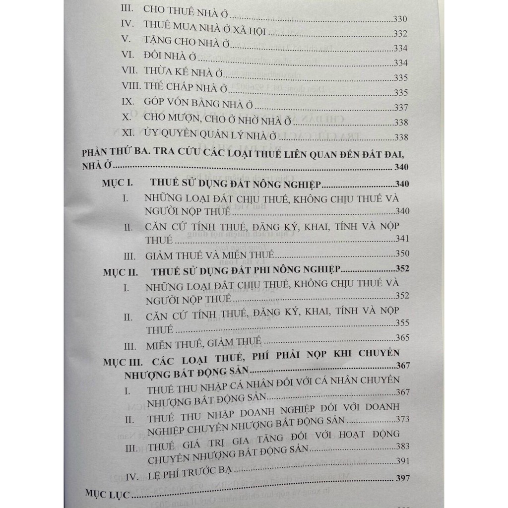 Sách - Chỉ Dẫn Áp Dụng Luật Đất Đai, Nhà Ở Tra Cứu Các Loại Thuế Mới Liên Quan Đến Đất Đai, Nhà Ở