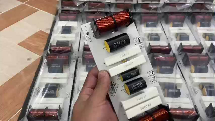 Mạch phân tần full đơn 1 bass 1 trep chống hú công suất lớn | BigBuy360 - bigbuy360.vn