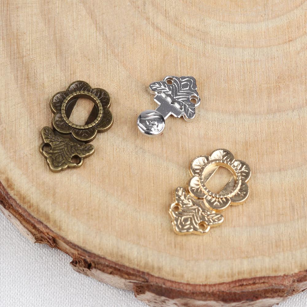 Set 10 Nút Kim Loại Mini Siêu Nhỏ Màu Sắc Cầu Vồng 18mm 3 Màu Cho Búp Bê