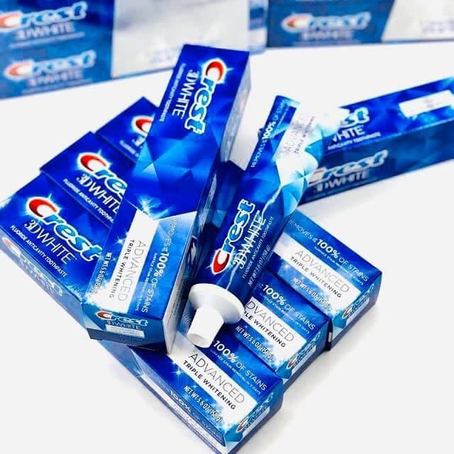 Kem Đánh Răng Cho Răng Trắng Sáng Gấp 3 lần Crest 3D White Advanced Triple Whitening 158g - Hàng Mỹ