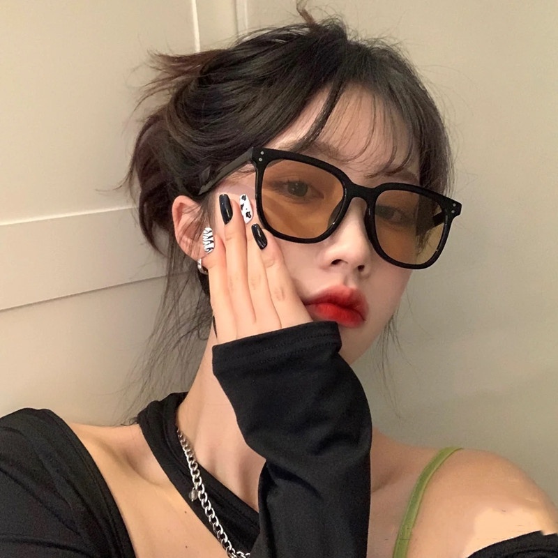 Kính Mát Nam Chống Tia UV Màu Đen Thời Trang