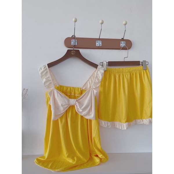 BỘ COTTON ĐŨI ÁO HAI DÂY QUẦN ĐÙI CHẤT LIỆU ĐẸP | BigBuy360 - bigbuy360.vn