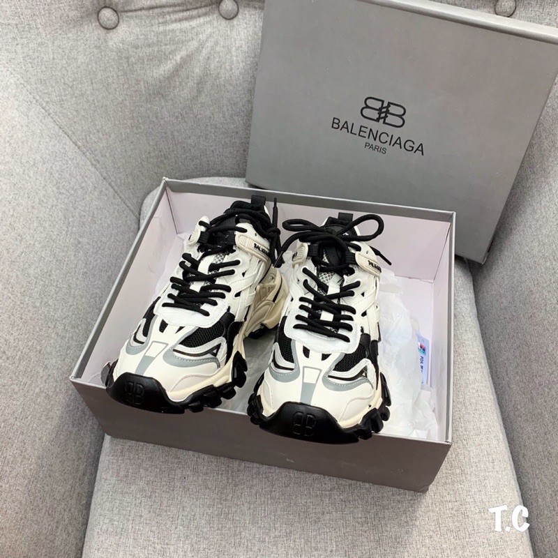 Giày thể thao balen new fullbox