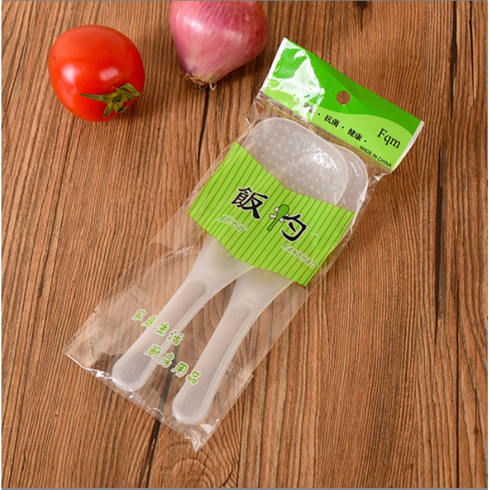 Muôi sới cơm chống dính màu trắng