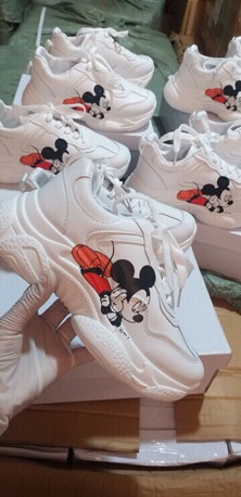 Giày thể thao nữ hình chuột micky