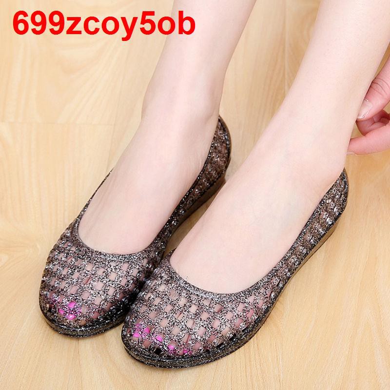 thời trang nữDép có lỗ Baotou mới cho mùa hè dành nữ Giày nhựa tổ yến Pha lê Jelly đi biển nghỉ mát bên bờ bệt