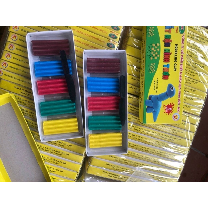 Đất nặn 5 màu