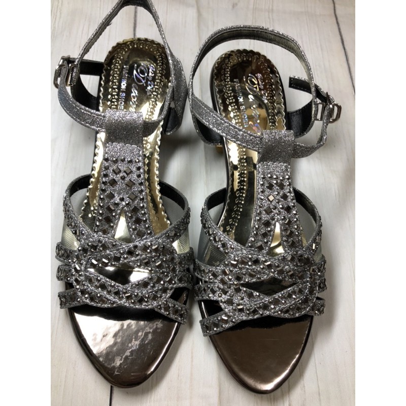 Sandal trung niên số lớn big size 38–42